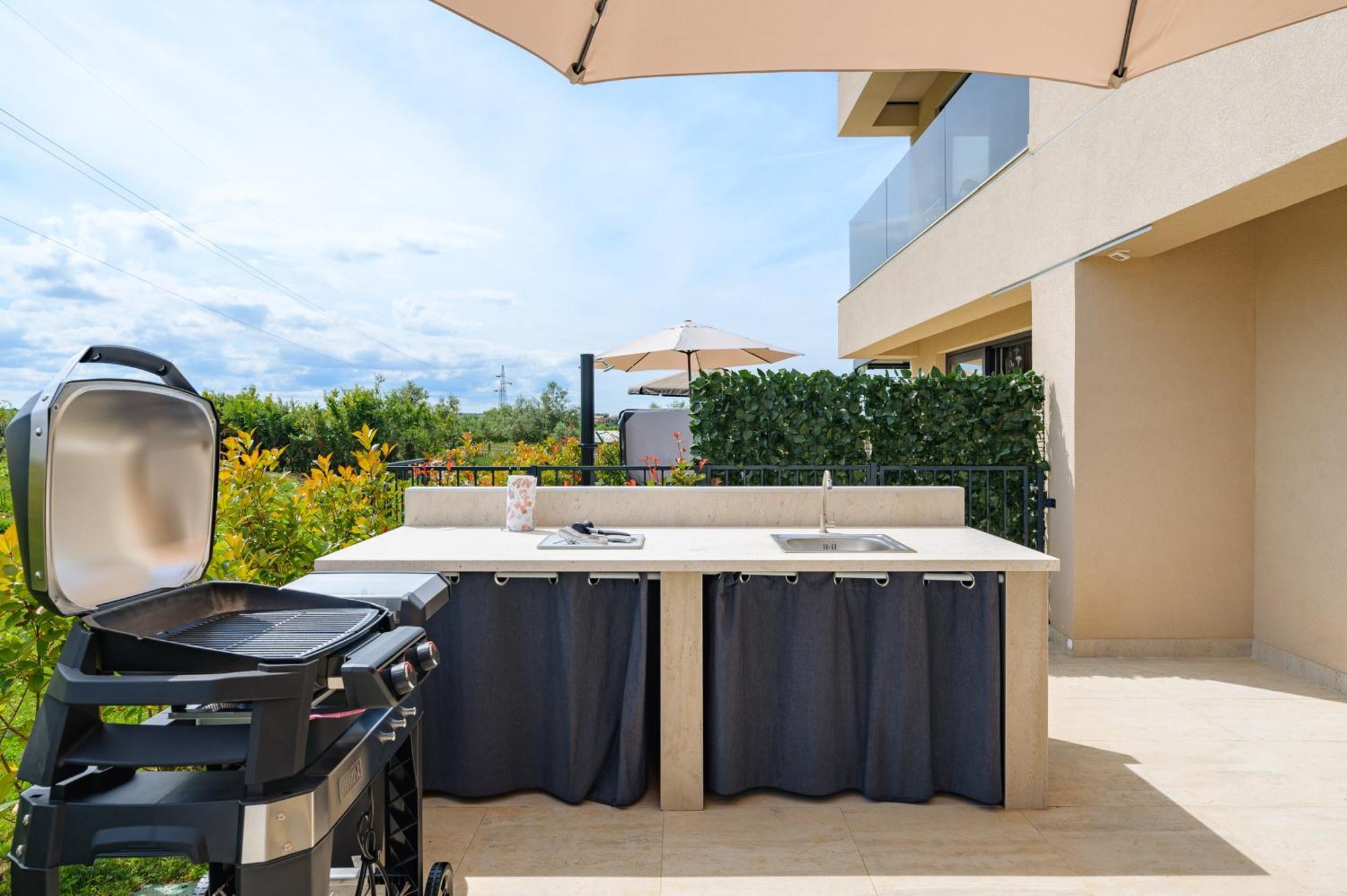 Luxury Brigitta With Whirlpool In Umag