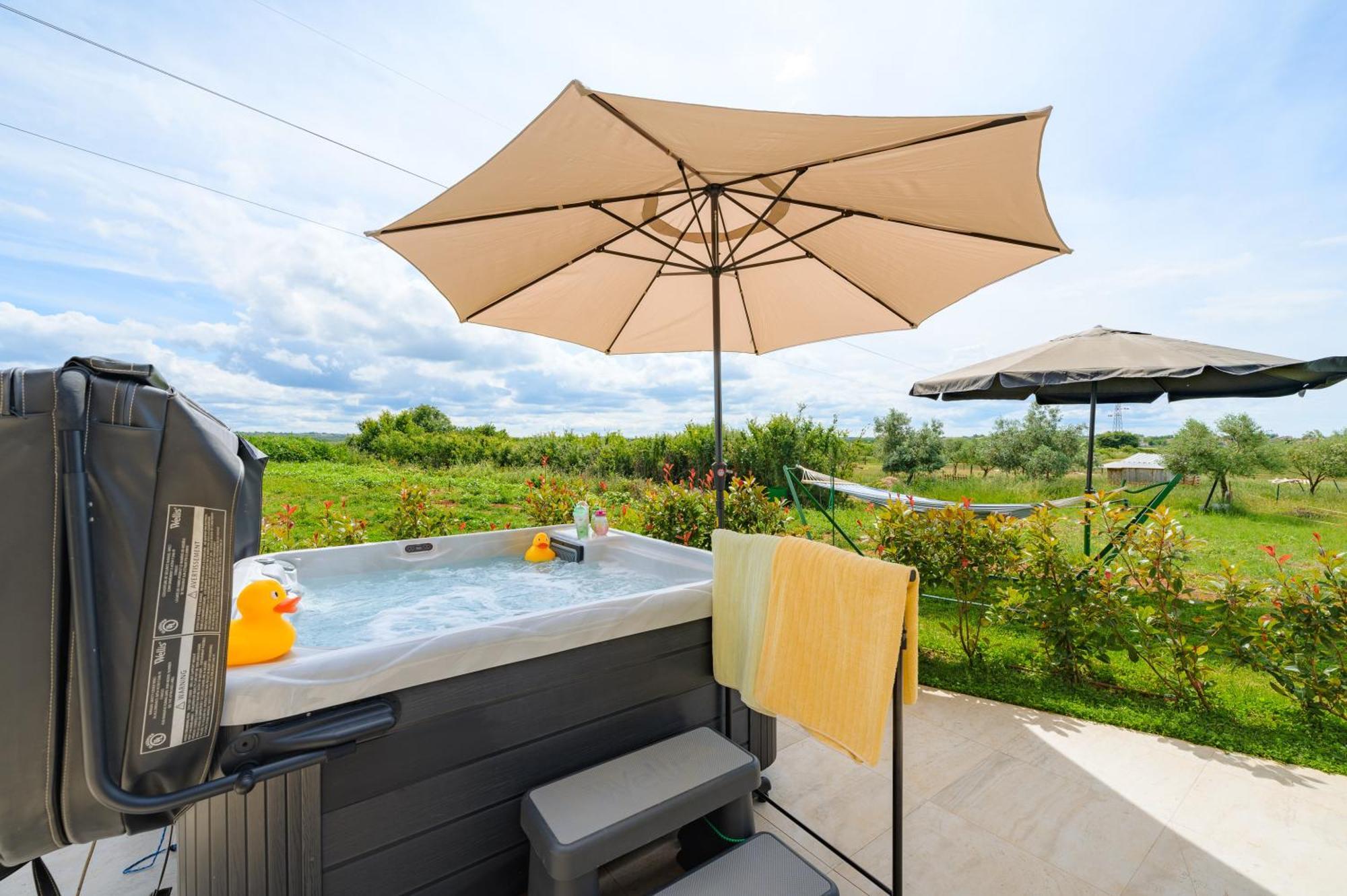 Apartmán Luxury Brigitta With Whirlpool In *